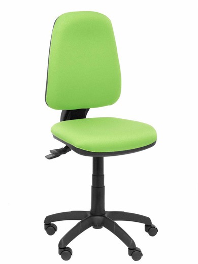 Modelo Sierra S - Silla de oficina ergonómica con mecanismo asincro y regulable en altura. Base de poliamida de color negro - Asiento y respaldo tapizados en tejido BALI color pistacho.