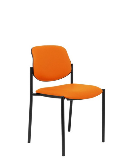 Modelo Styl - Silla confidente de 4 patas y estructrua negra - Asiento y respaldo tapizados en tejido Similpiel color naranja