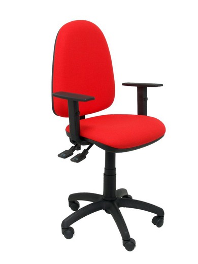 Modelo Tribaldos - Silla de oficina con mecanismo de contacto permanente de doble maneta y regulable en altura - Asiento y respaldo tapizados en tejido BALI color rojo (BRAZOS REGULABLES INCLUIDOS)