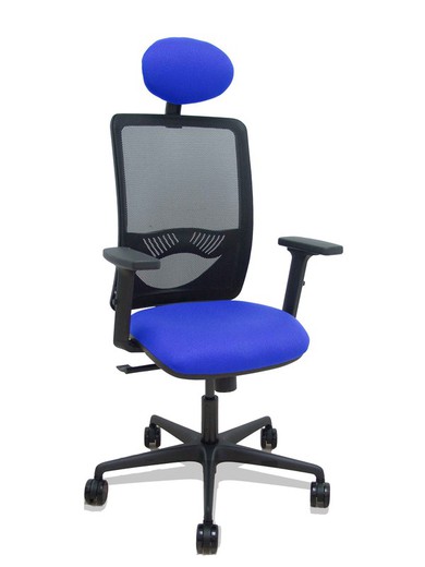 Modelo Zulema - Silla de oficina ergonómica con mecanismo sincro, brazos 2D- Respaldo de malla transpirable en color negro y asiento tapizados en tejido BALI color azul. Ruedas de nailon de 65mm. Cabecero fijo tapizado