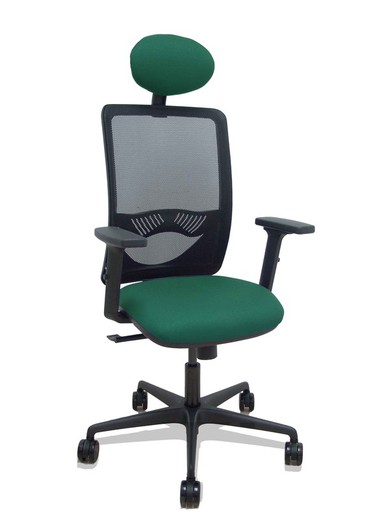 Modelo Zulema - Silla de oficina ergonómica con mecanismo sincro, brazos 2D- Respaldo de malla transpirable en color negro y asiento tapizados en tejido BALI color verde botella. Ruedas de nailon de 65mm. Cabecero fijo tapizado