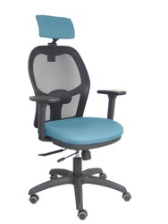 Silla con sistema traslack con malla negra y asiento bali azul cielo con brazos 3D, cabecero regulable