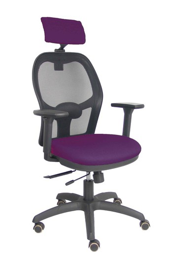 Silla con sistema traslack con malla negra y asiento bali morado con brazos 3D, cabecero regulable