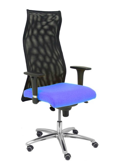 Sillón de dirección ergonómico con mecanismo sincro y regulable en altura, especial para personas de envergadura (hasta 160 kgs)