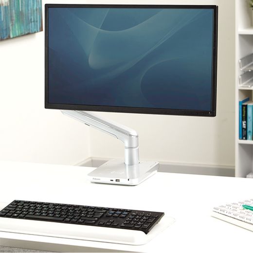 Tallo™ kabelloses Ladegerät Silber