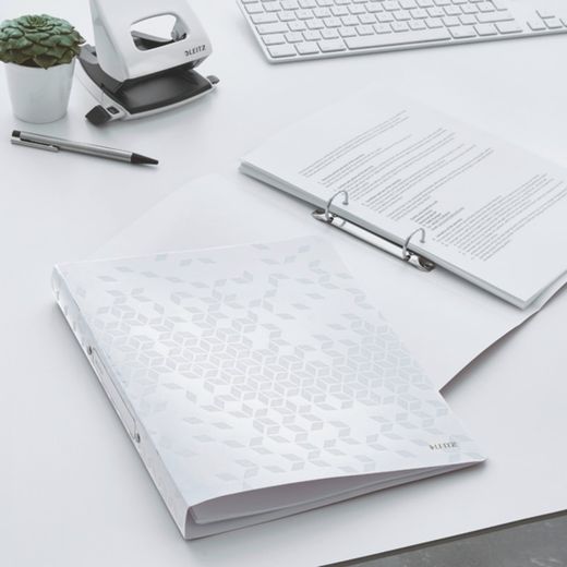 WOW-Ringbuch. P.P. 2 runde Ringe von 25 mm. DIN A4, weiß