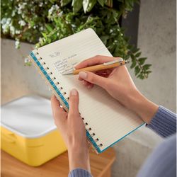 Wiro Leitz Cozy notebook. Hard covers. 80 sheets horizontal ruled, DIN B5, blue