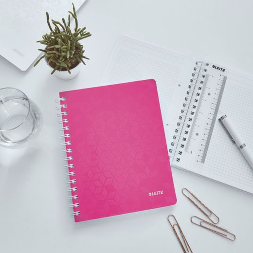 Wiro Leitz WOW notitieboek. pp 80 vellen 5 raster, DIN A5, fuchsia