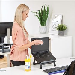 Distributeur 100 lingettes nettoyantes pour écran