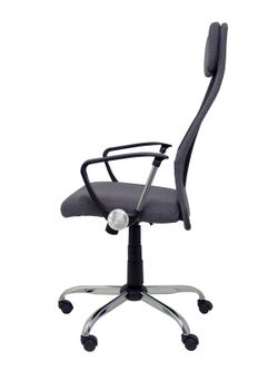 FORÖL Modelo  Esteras- Silla de dirección ergonómica con mecanismo basculante, brazos fijos y regulable en altura - Respaldo de malla transpirable con cabecero y asiento tapizado en tela color gris.