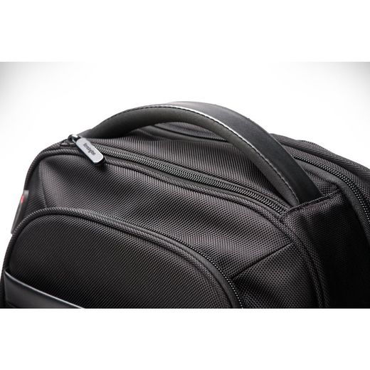 Mochila Contour™ 2.0 Executive para portátiles: 14”