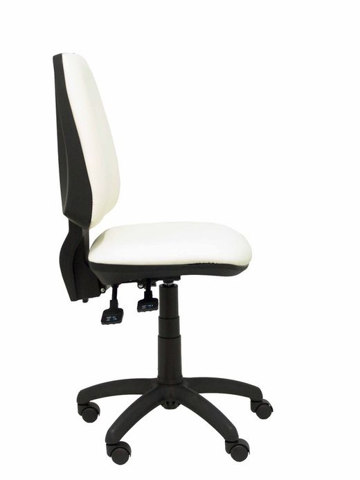 Modelo 14S  Silla de oficina ergonómica con mecanismo asincro, regulable en altura y ruedas de nailon  Asiento y respaldo tapizados en similpiel color blanco