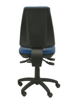 Modelo 14S  Silla de oficina ergonómica con mecanismo sincro, regulable en altura y ruedas de nailon  Asiento y respaldo tapizados en similpiel color azul