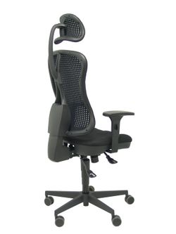 Modelo Agudo sincro - Silla de oficina ergonómica con cabecero, mecanismo sincro, brazos regulables - Respaldo de malla transpirable en color negro y asiento tapizados en tela color negro.