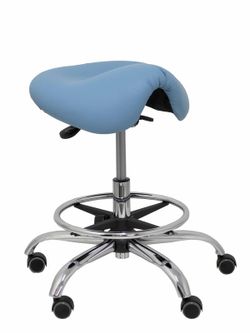 Modelo Alatoz. Taburete clínico giratorio y ergonómico con asiento anatómico y regulable en altura (aro reposapiés cromado INCLUIDO)  Asiento tapizado en similpiel color azul claro (FÁCIL DE LIMPIAR)