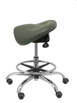 Modelo Alatoz. Taburete clínico giratorio y ergonómico con asiento anatómico y regulable en altura (aro reposapiés cromado INCLUIDO)  Asiento tapizado en similpiel color gris oscuro (FÁCIL DE LIMPIAR)
