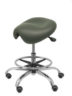 Modelo Alatoz. Taburete clínico giratorio y ergonómico con asiento anatómico y regulable en altura (aro reposapiés cromado INCLUIDO)  Asiento tapizado en similpiel color gris oscuro (FÁCIL DE LIMPIAR)