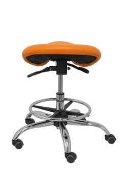 Modelo Alatoz. Taburete clínico giratorio y ergonómico con asiento anatómico y regulable en altura (aro reposapiés cromado INCLUIDO)  Asiento tapizado en similpiel color naranja (FÁCIL DE LIMPIAR)