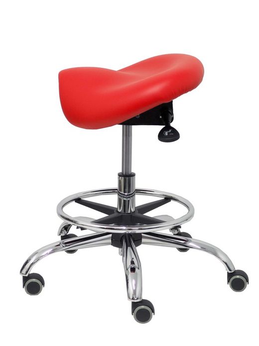 Modelo Alatoz. Taburete clínico giratorio y ergonómico con asiento anatómico y regulable en altura (aro reposapiés cromado INCLUIDO). Asiento tapizado en similpiel color rojo (FÁCIL DE LIMPIAR)