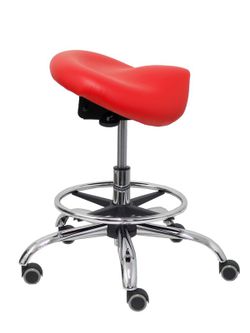 Modelo Alatoz. Taburete clínico giratorio y ergonómico con asiento anatómico y regulable en altura (aro reposapiés cromado INCLUIDO). Asiento tapizado en similpiel color rojo (FÁCIL DE LIMPIAR)