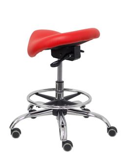 Modelo Alatoz. Taburete clínico giratorio y ergonómico con asiento anatómico y regulable en altura (aro reposapiés cromado INCLUIDO). Asiento tapizado en similpiel color rojo (FÁCIL DE LIMPIAR)