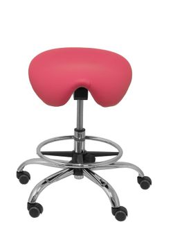 Modelo Alatoz. Taburete clínico giratorio y ergonómico con asiento anatómico y regulable en altura (aro reposapiés cromado INCLUIDO)  Asiento tapizado en similpiel color rosa (FÁCIL DE LIMPIAR)