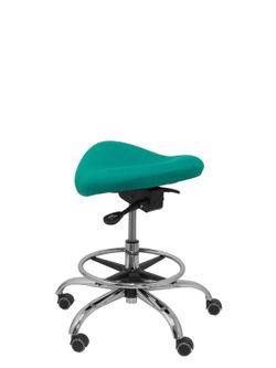 Modelo Alatoz. Taburete clínico giratorio y ergonómico con asiento anatómico y regulable en altura (aro reposapiés cromado INCLUIDO). Asiento tapizado en tejido BALI color turquesa.
