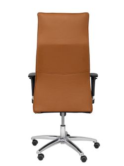 Modelo Albacete - Sillón de dirección ergonómico con mecanismo sincro y regulable en altura - Asiento y respaldo tapizados en piel color marrón