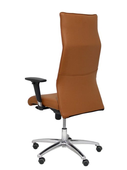 Modelo Albacete - Sillón de dirección ergonómico con mecanismo sincro y regulable en altura - Asiento y respaldo tapizados en piel color marrón