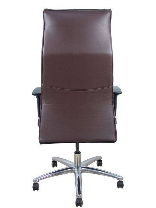 Modelo Albacete - Sillón de dirección ergonómico con mecanismo sincro y regulable en altura - Asiento y respaldo tapizados en similpiel color marrón oscuro.