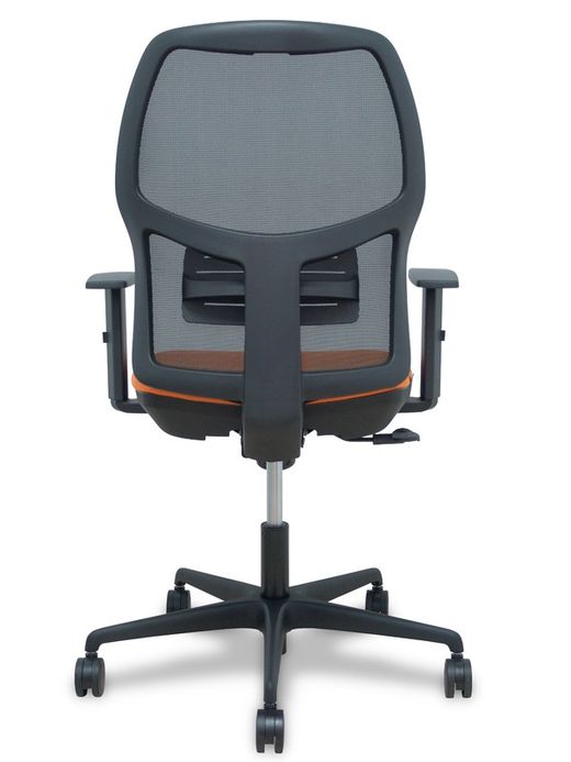 Modelo Alfera - Silla de oficina ergonómica con mecanismo sincro, brazos regulables y ajustable en altura - Respaldo de malla transpirable en color negro y asiento tapizados en tejido BALI color naranja.