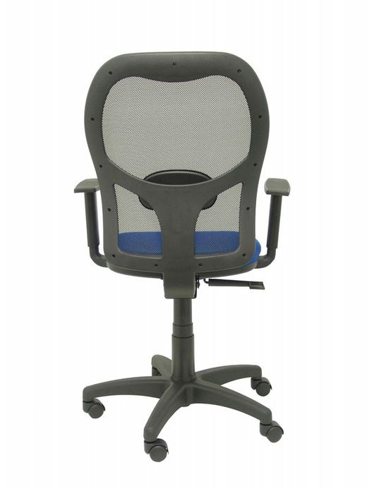 Modelo Alocén - Silla de oficina ergonómica con mecanismo sincro, brazos regulables y ajustable en altura - Respaldo de malla transpirable en color negro y asiento tapizados en tejido BALI color azul