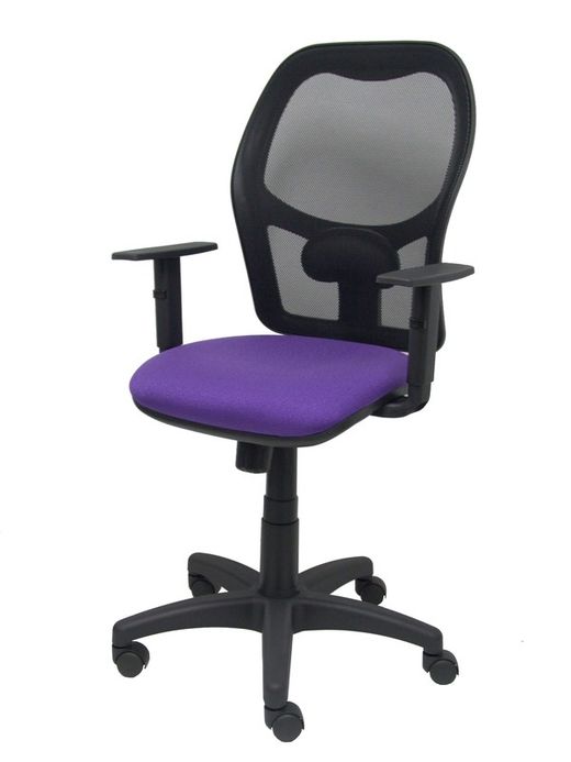 Modelo Alocén - Silla de oficina ergonómica con mecanismo sincro, brazos regulables y ajustable en altura - Respaldo de malla transpirable en color negro y asiento tapizados en tejido BALI color lila.