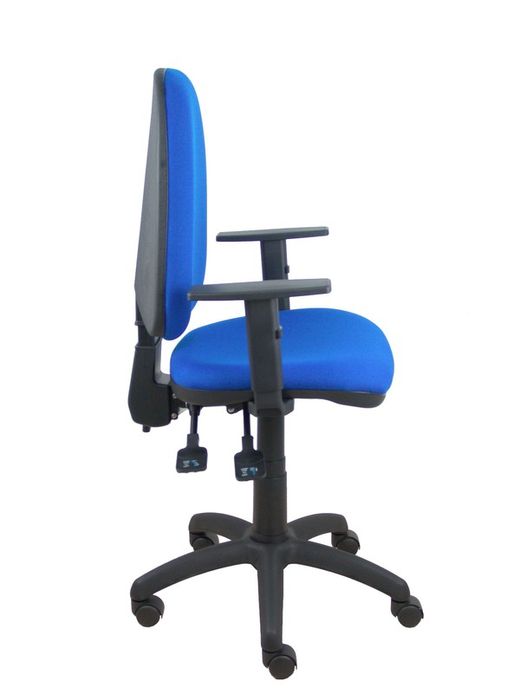 Modelo Ayna S- Silla de oficina ergonómica con mecanismo asincro y regulable en altura - Asiento y respaldo tapizados en tejido BALI color azul.