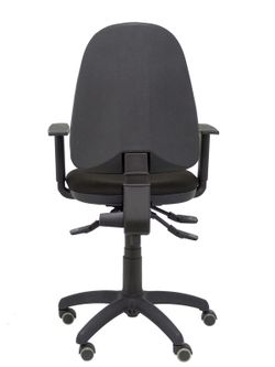 Modelo Ayna S - Silla de oficina ergonómica con mecanismo asincro y regulable en altura - Asiento y respaldo tapizados en tejido BALI color negro. Brazos regulables en altura.
