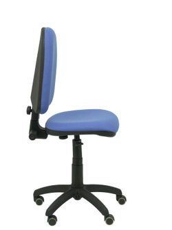 Modelo Ayna - Silla de oficina ergonómica con mecanismo de contacto permanente, regulable en altura y ruedas de parqué - Asiento y respaldo tapizados en tejido BALI color azul claro