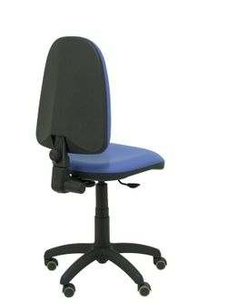 Modelo Ayna - Silla de oficina ergonómica con mecanismo de contacto permanente, regulable en altura y ruedas de parqué - Asiento y respaldo tapizados en tejido BALI color azul claro