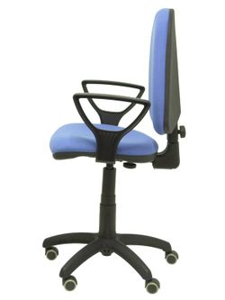 Modelo Ayna - Silla de oficina ergonómica con mecanismo de contacto permanente, regulable en altura y ruedas de parqué - Asiento y respaldo tapizados en tejido BALI color azul claro (BRAZOS FIJOS INCLUIDOS)