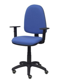 Modelo Ayna - Silla de oficina ergonómica con mecanismo de contacto permanente, regulable en altura y ruedas de parqué - Asiento y respaldo tapizados en tejido BALI color azul claro (BRAZOS REGULABLES EN ALTURA)