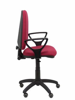 Modelo Ayna - Silla de oficina ergonómica con mecanismo de contacto permanente, regulable en altura y ruedas de parqué - Asiento y respaldo tapizados en tejido BALI color granate (BRAZOS FIJOS INCLUIDOS)