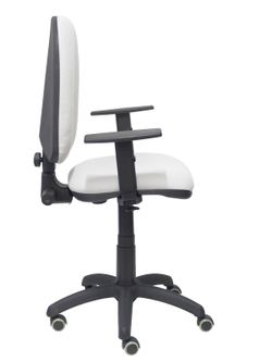 Modelo Ayna - Silla de oficina ergonómica con mecanismo de contacto permanente, regulable en altura y ruedas de parqué - Asiento y respaldo tapizados en tejido BALI color gris (BRAZOS REGULABLES EN ALTURA)