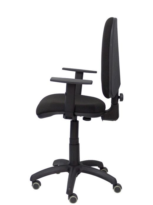 Modelo Ayna - Silla de oficina ergonómica con mecanismo de contacto permanente, regulable en altura y ruedas de parqué - Asiento y respaldo tapizados en tejido BALI color negro (BRAZOS REGULABLES EN ALTURA)