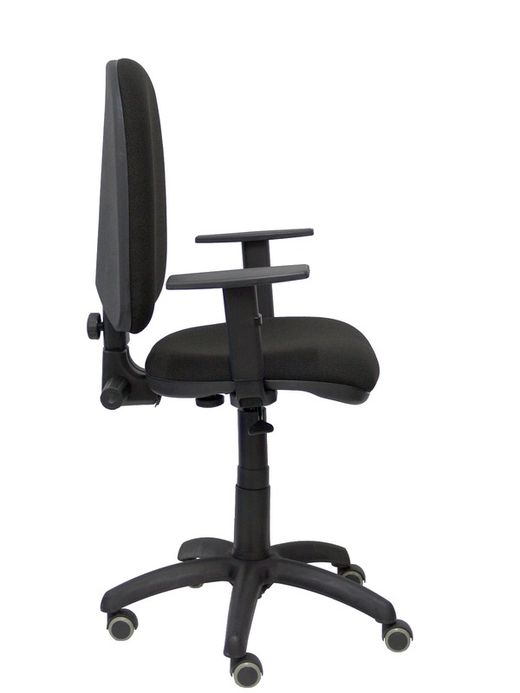 Modelo Ayna - Silla de oficina ergonómica con mecanismo de contacto permanente, regulable en altura y ruedas de parqué - Asiento y respaldo tapizados en tejido BALI color negro (BRAZOS REGULABLES EN ALTURA)