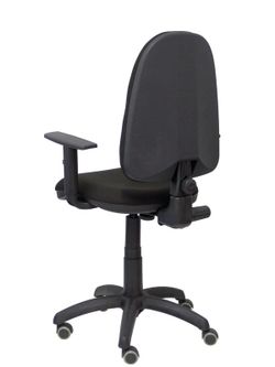 Modelo Ayna - Silla de oficina ergonómica con mecanismo de contacto permanente, regulable en altura y ruedas de parqué - Asiento y respaldo tapizados en tejido BALI color negro (BRAZOS REGULABLES EN ALTURA)