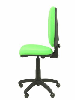 Modelo Ayna - Silla de oficina ergonómica con mecanismo de contacto permanente, regulable en altura y ruedas de parqué - Asiento y respaldo tapizados en tejido BALI color pistacho