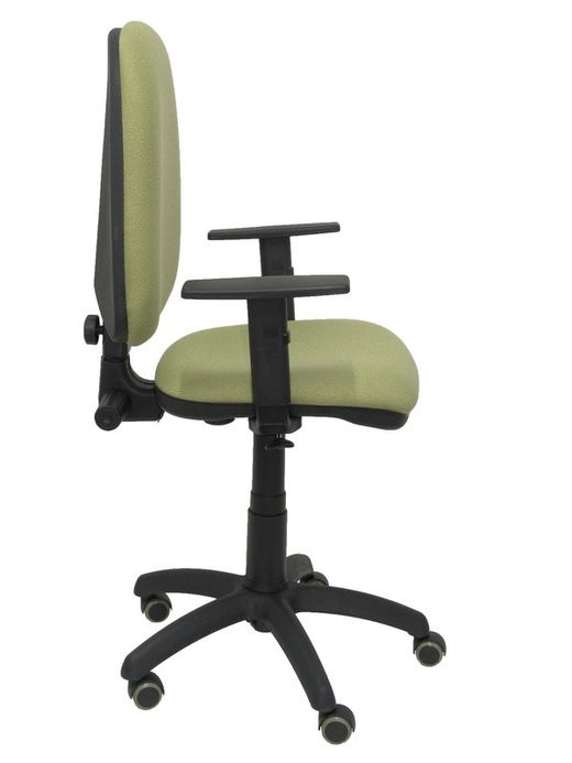 Modelo Ayna - Silla de oficina ergonómica con mecanismo de contacto permanente, regulable en altura y ruedas de parqué - Asiento y respaldo tapizados en tejido BALI color verde oliva (BRAZOS REGULABLES EN ALTURA)