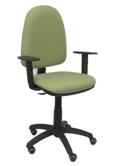 Modelo Ayna - Silla de oficina ergonómica con mecanismo de contacto permanente, regulable en altura y ruedas de parqué - Asiento y respaldo tapizados en tejido BALI color verde oliva (BRAZOS REGULABLES EN ALTURA)