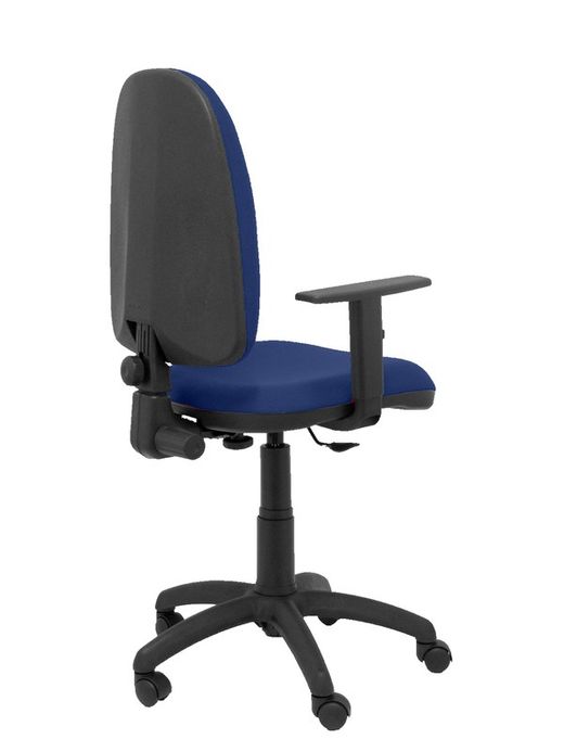 Modelo Ayna - Silla de oficina ergonómica con mecanismo de contacto permanente y regulable en altura - Asiento y respaldo tapizados en tejido BALI color azul marino (BRAZOS REGULABLES EN ALTURA)