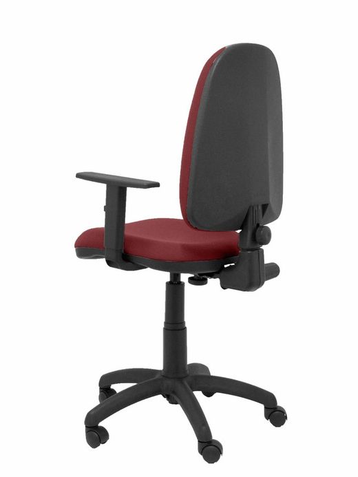 Modelo Ayna - Silla de oficina ergonómica con mecanismo de contacto permanente y regulable en altura - Asiento y respaldo tapizados en tejido BALI color granate (BRAZOS REGULABLES EN ALTURA)