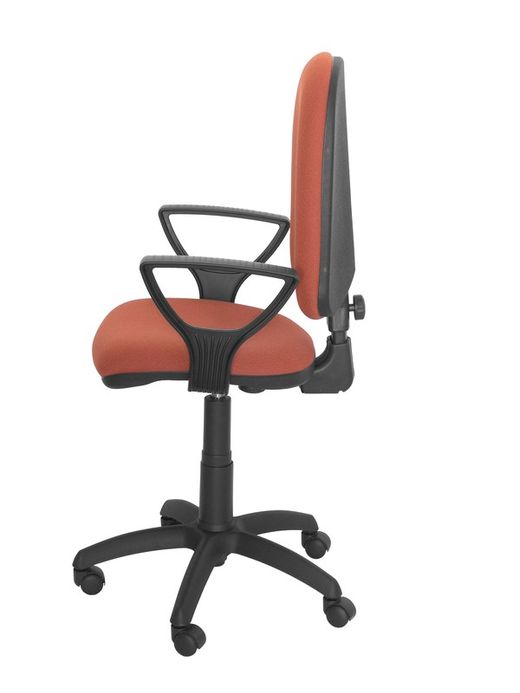Modelo Ayna - Silla de oficina ergonómica con mecanismo de contacto permanente y regulable en altura - Asiento y respaldo tapizados en tejido BALI color marrón (BRAZOS FIJOS INCLUIDOS)